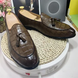 Lightweight Breathable Fashion Dress Shoes Classic Slip on Men Casual Loafers Shoes