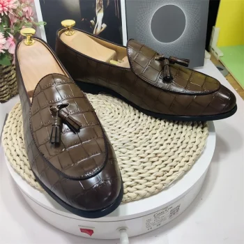 Lightweight Breathable Fashion Dress Shoes Classic Slip on Men Casual Loafers Shoes