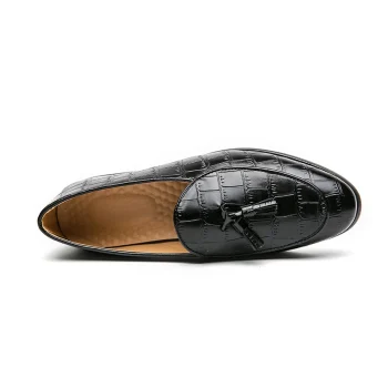 Lightweight Breathable Fashion Dress Shoes Classic Slip on Men Casual Loafers Shoes - Image 3