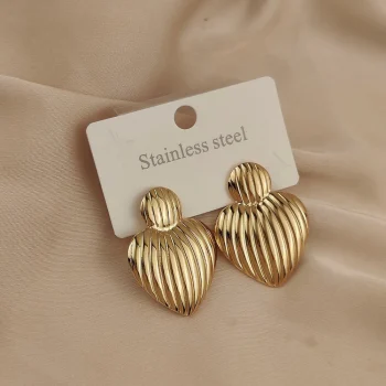 Charming heavy metal love 18K gold-plated women's earrings, waterproof and non-fading stainless steel, wife gift - Image 5