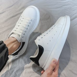 Vente chaude Bon marché Baskets de course en cuir blanc pour homme Sport en cuir chaussures basses personnalisées vierges pour homme et femme