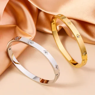 UILZ Stainless Steel Eight-Pointed Star Bracelet Women Men high quality 18K gold-plated Not fading Gift Bracelet