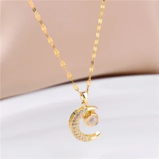Korean Fashion Cute Crystal Moon Pendant Necklace For Women Romantic Female Stainless Steel Clavicle Chain Jewelry