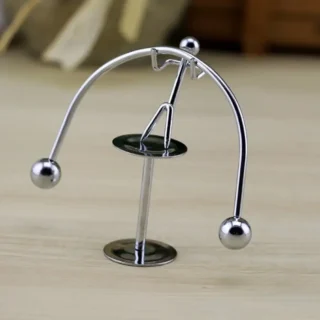 1Pc Newton Pendulum Ball Men Iron Man Cradle Creative Balance Crafts Tumbler Kids Desk Toy Metal Home Decoration Accessories