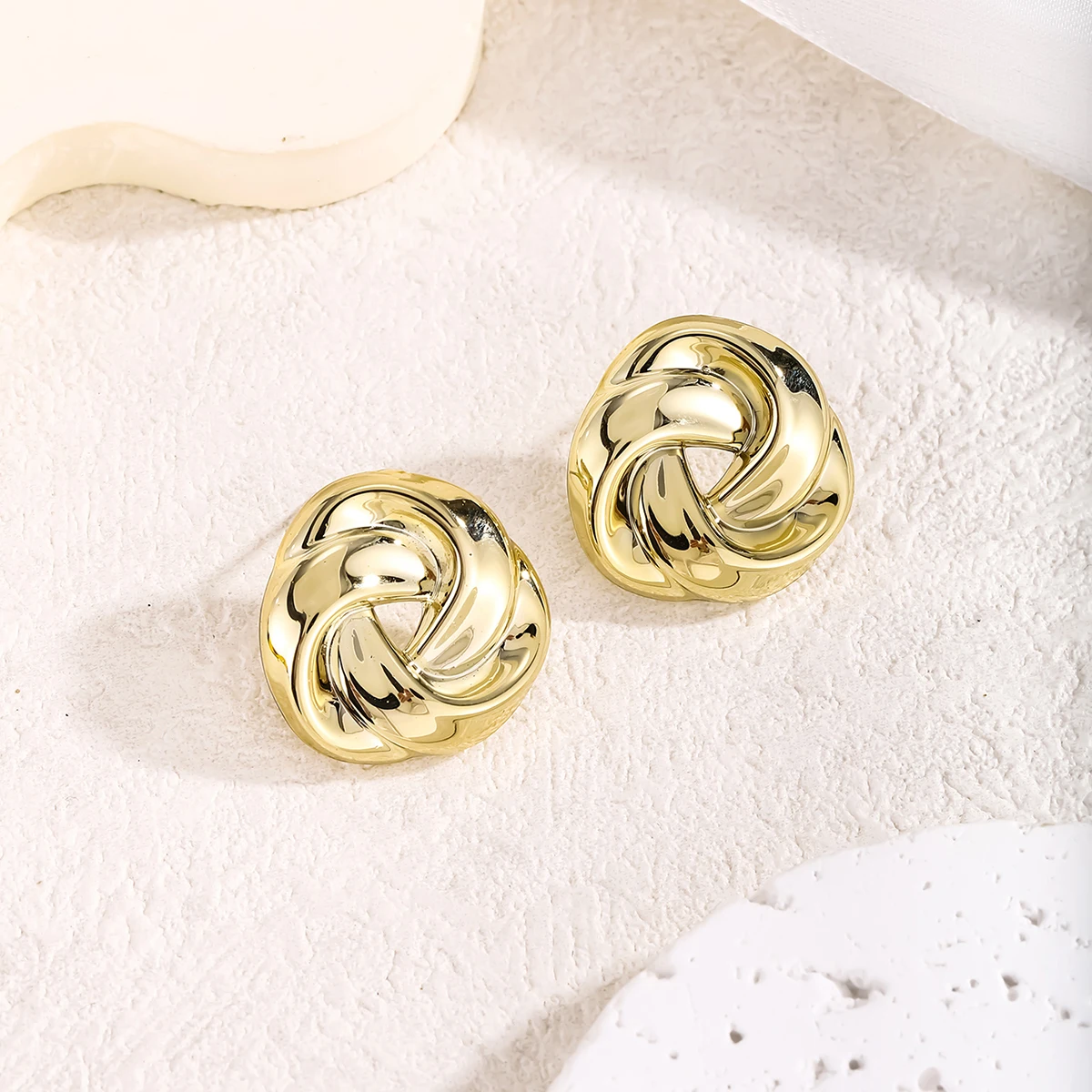 Gold Color Stud Earrings Irregular Hollow Earrings Twisted Geometric Personality Earrings for Women – Image 4