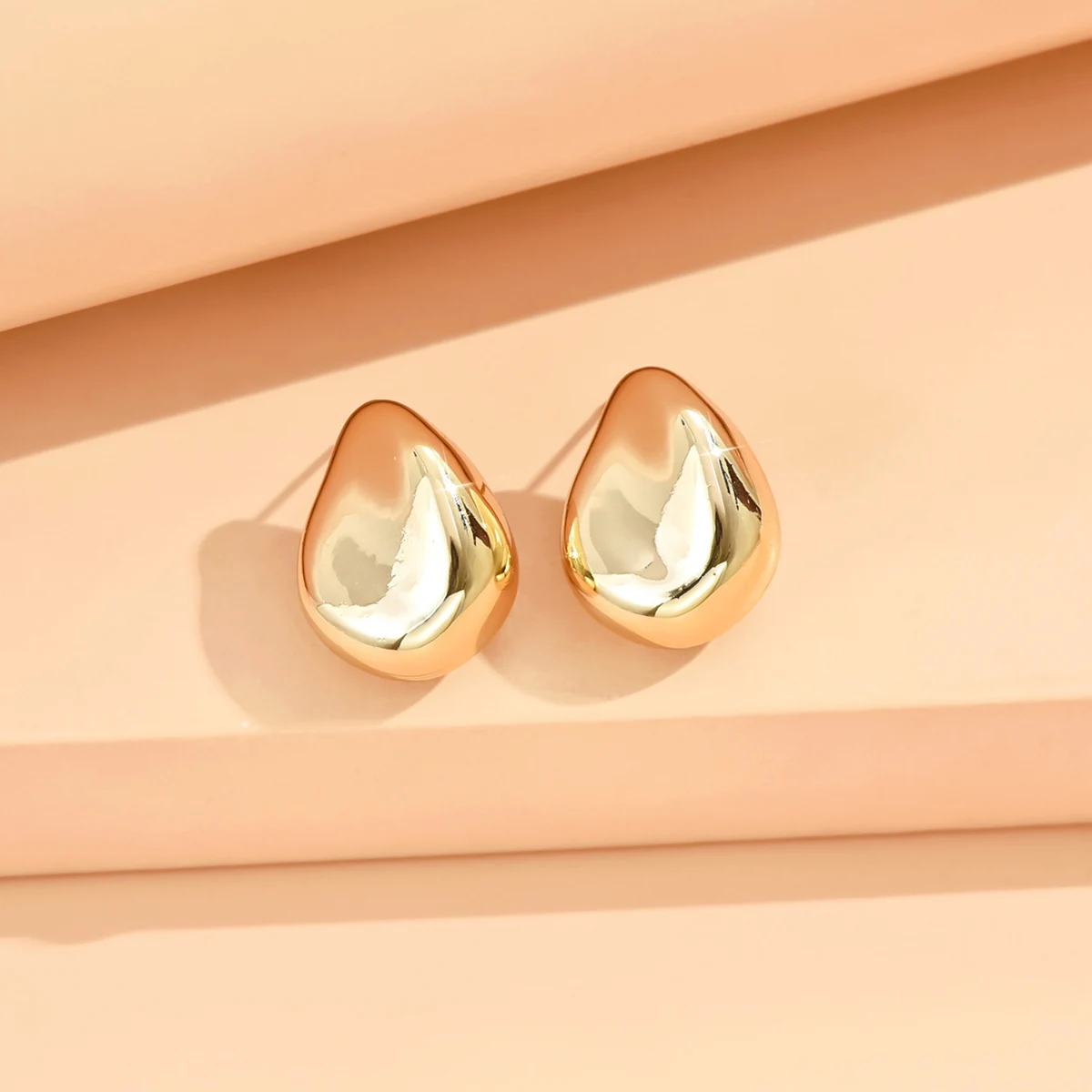 серьги Geometric Irregular Metallic Color Earrings for Women 2024 Minimalist Style Personality Earrings Trendy Jewelry Gift – Image 16