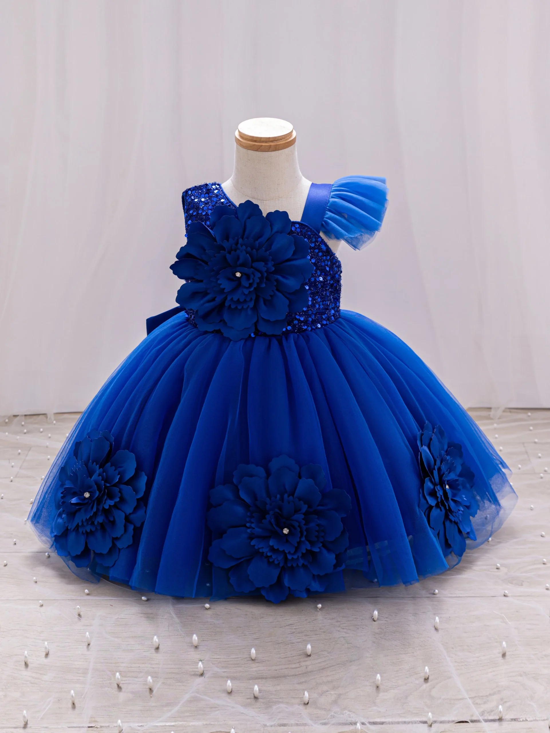 Elegant Girl Princess Dress Small flying sleeves asymsymmetrical straps Formal occasion Girl dress Sequin Wedding dress Party gi – Image 26