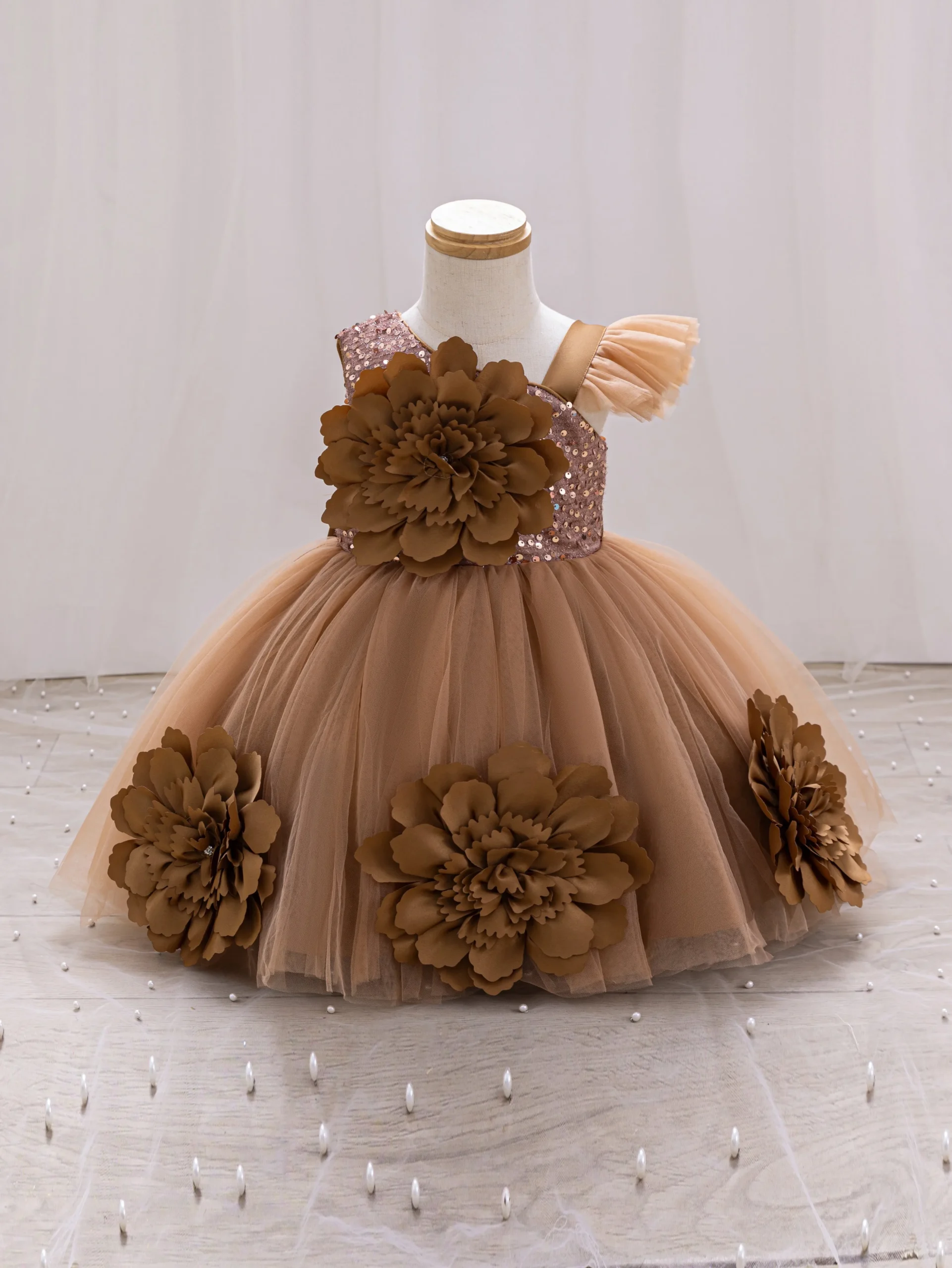 Elegant Girl Princess Dress Small flying sleeves asymsymmetrical straps Formal occasion Girl dress Sequin Wedding dress Party gi – Image 40