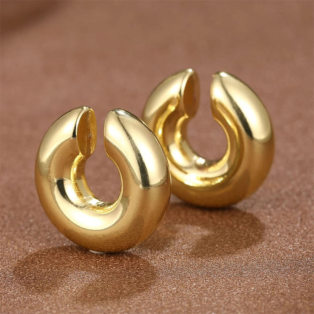 Hyperbole Large Chunky Non Piercing Gold Plated CCB Circle Ear Cuffs Earrings for Women Thick Bold Round Light Ear Clip Jewelry – Image 7