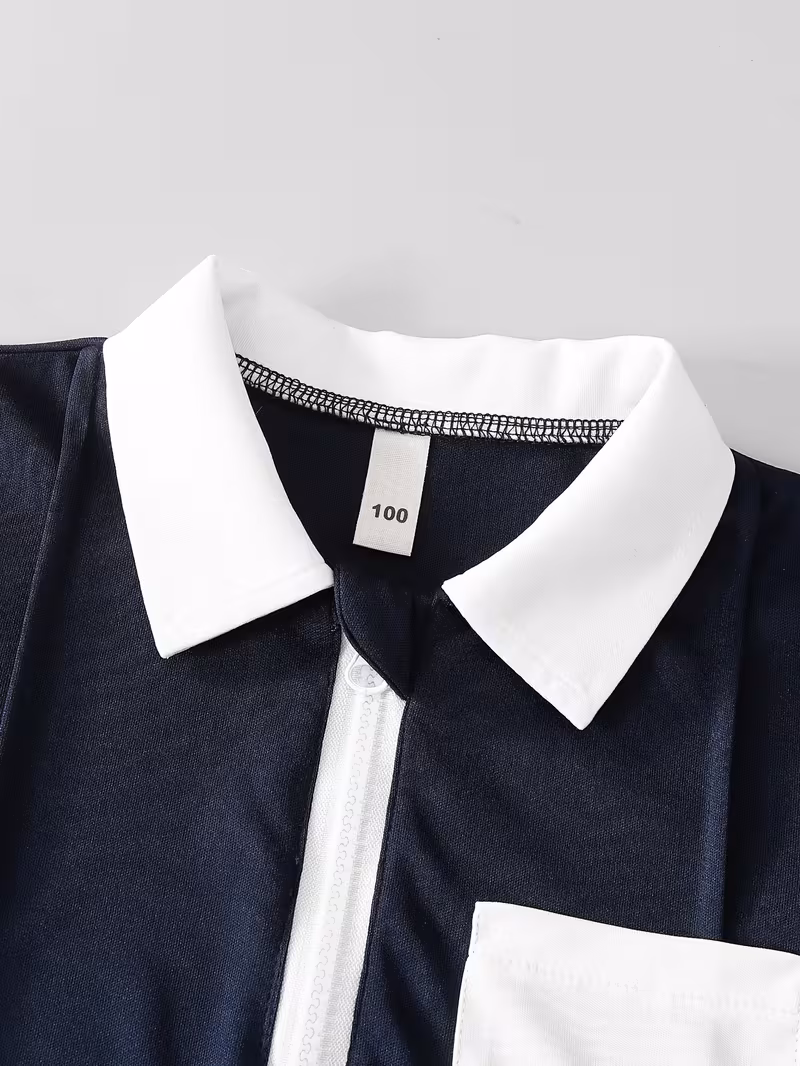 Ensemble d'été classique et tendance pour garçon, polo à revers zippé à manches courtes bleu marine + short doux, léger et hypoallergénique, ensemble 2 pièces, bordures contrastantes blanches sur les poignets, le col et l'ourlet, décoration de poche blanche sur la poitrine, un excellent choix de – Image 3