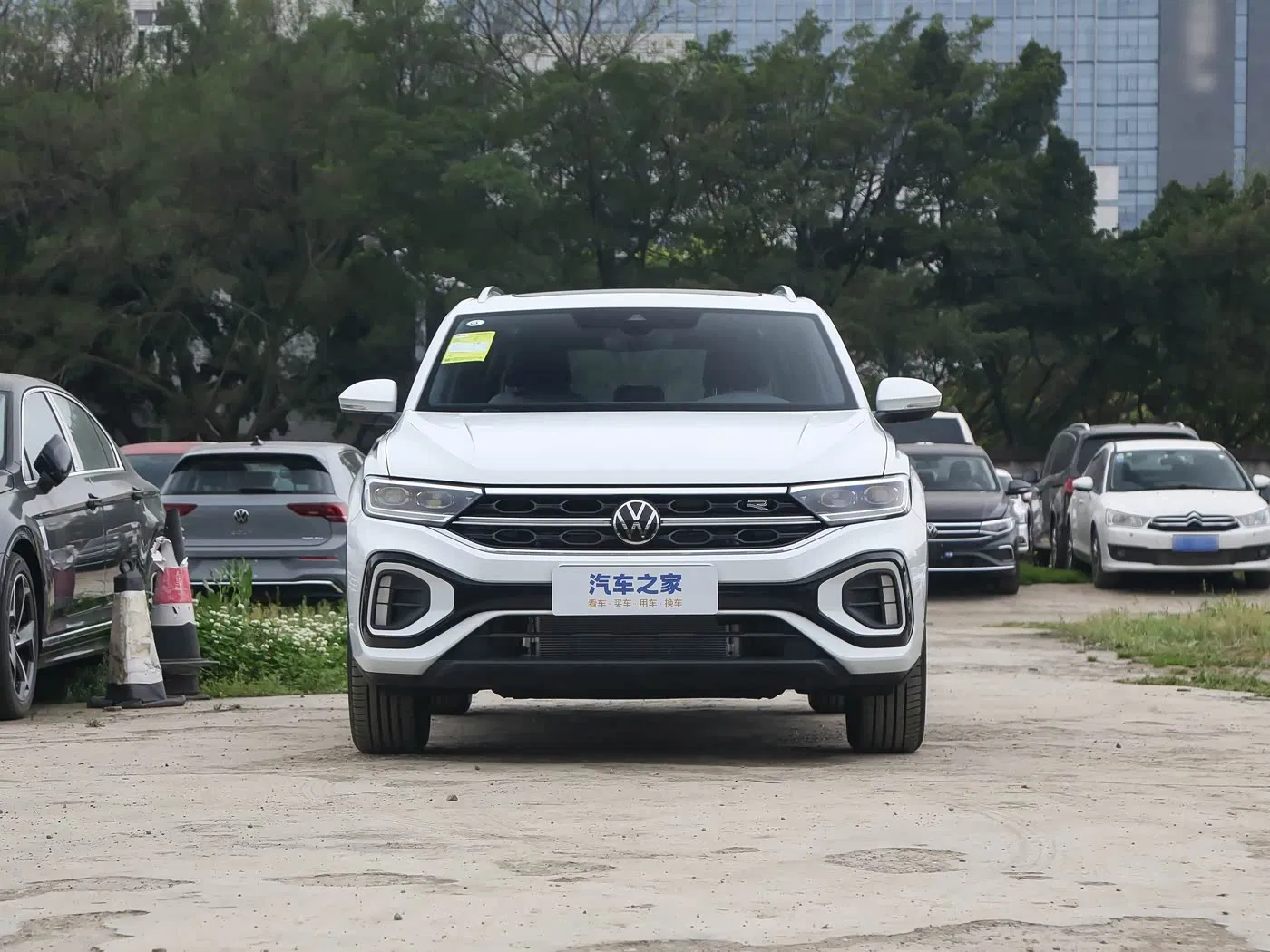 2025 V-Olkswagen T-Roc 300tsi Édition Chen Guang DSG