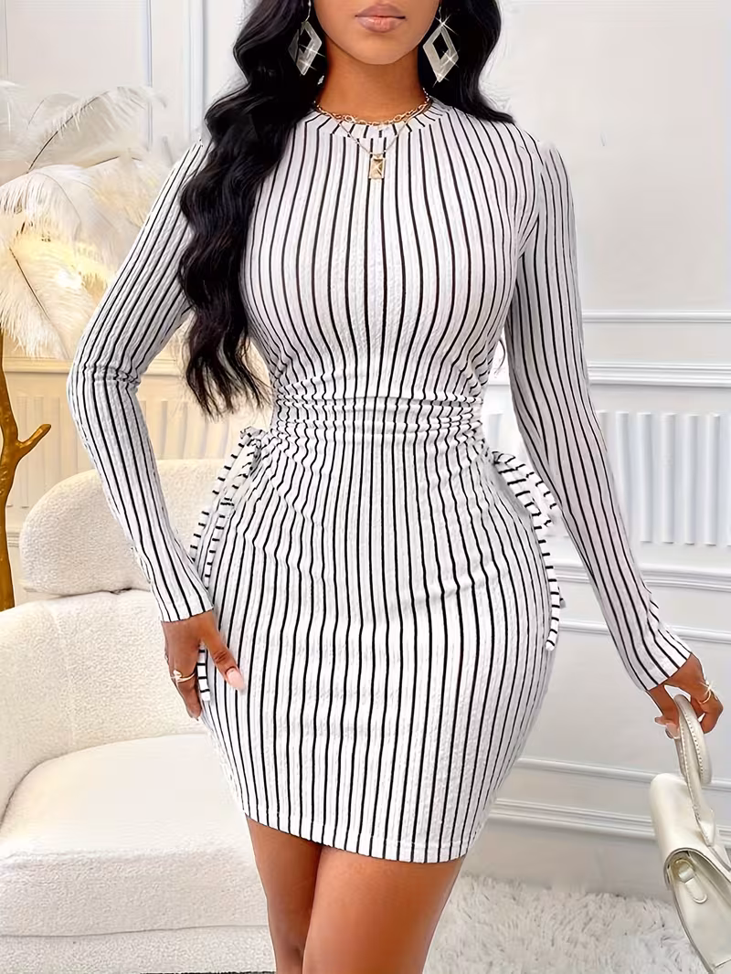 Robe à manches longues pour femmes Slayr avec un design rayé facile à porter au quotidien – Image 2