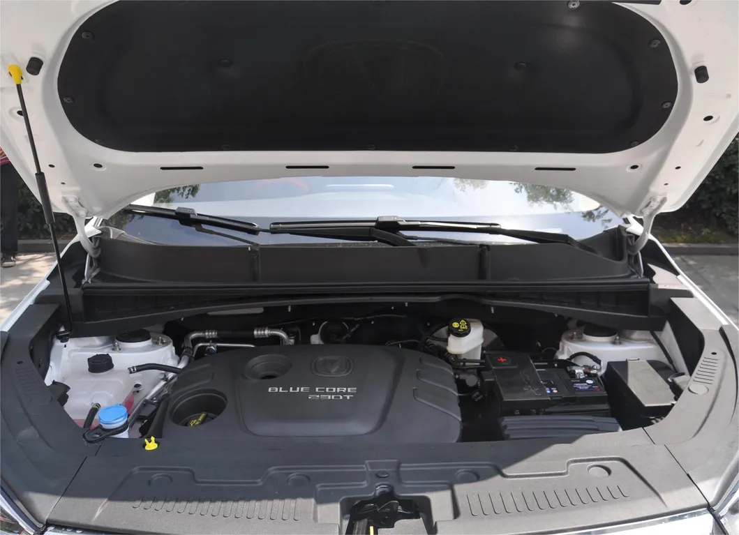 Changan CS55 Plus Nouveau Modèle Voiture à moteur essence 4 roues motrices – Image 2