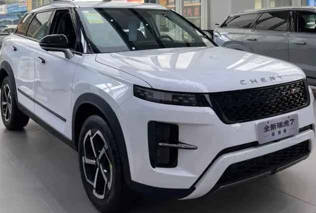 Chery Tiggo 7 SUV Compact 1.5t 156PS Moteur Véhicules à Essence Version Luxe Voiture Chinoise Pas Cher Vente en Gros Voitures Abordables Nouvelles Pas d'Avis Yet3 Vendu – Image 6