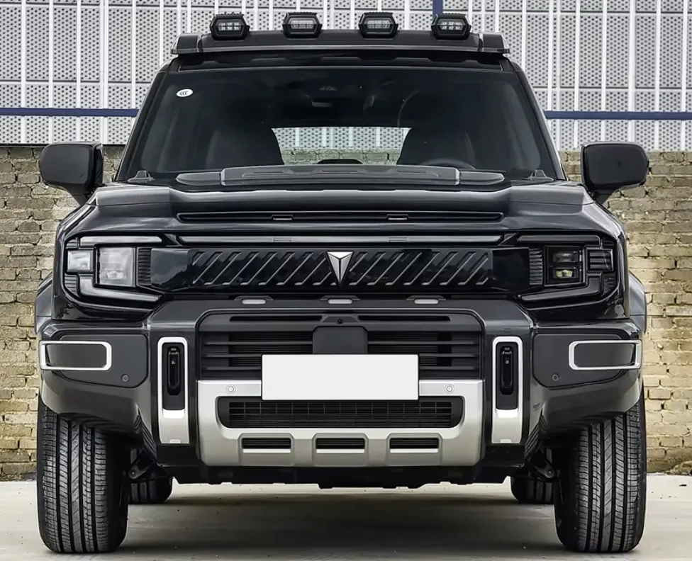 Auto G318 Deep Blue, SUV de taille moyenne, 5 portes, 5 places, 150 chevaux, stationnement automatique