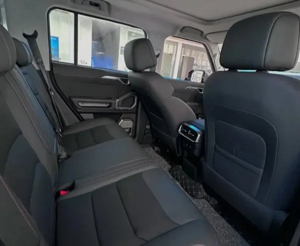 Jetour T2 4x4 essence turbo tout-terrain de taille moyenne, SUV chinois 5 places, qualité export – Image 9