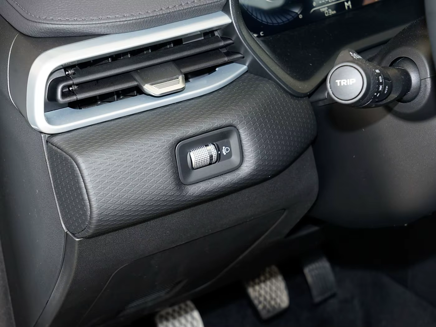 2025 Véhicule Geely Emgrand Mk4 1.5L CVT Flotte Populaire Essence Pas Cher Nouvelles Voitures Auto Fabriquées en Chine – Image 7