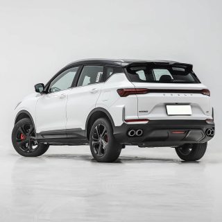 Voiture chinoise à essence nouveau SUV compact Geely Binyue Coolray véhicule à carburant