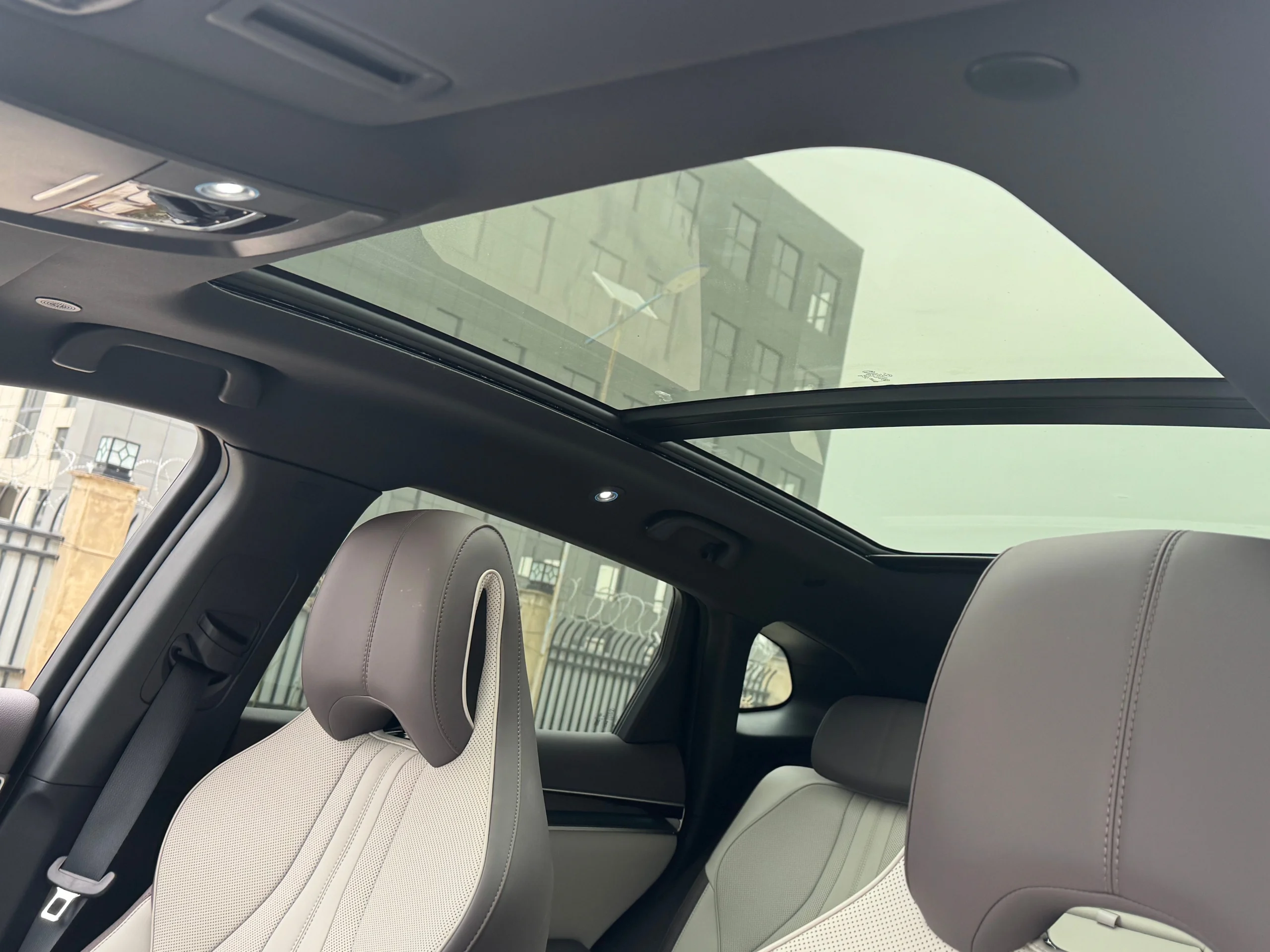 2025 Vente Chaude Byd Song Plus Phev SUV - Dm-I Hybride 890km Plage Véhicule Vente en Gros Usine Chinoise – Image 13