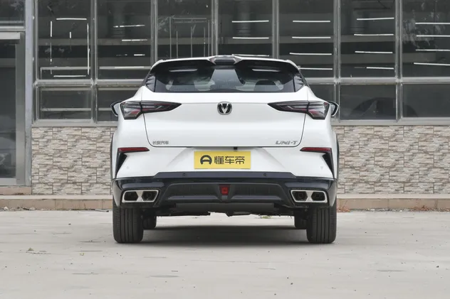 Voitures Changan Uni-T d'occasion à essence, très demandées, au meilleur prix, version SUV essence. – Image 5