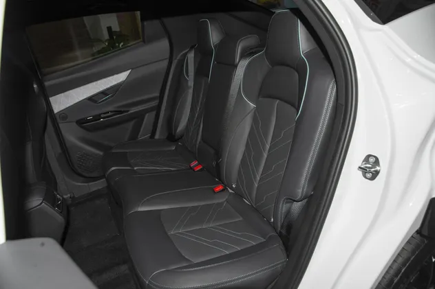 Voitures Changan Uni-T d'occasion à essence, très demandées, au meilleur prix, version SUV essence. – Image 13