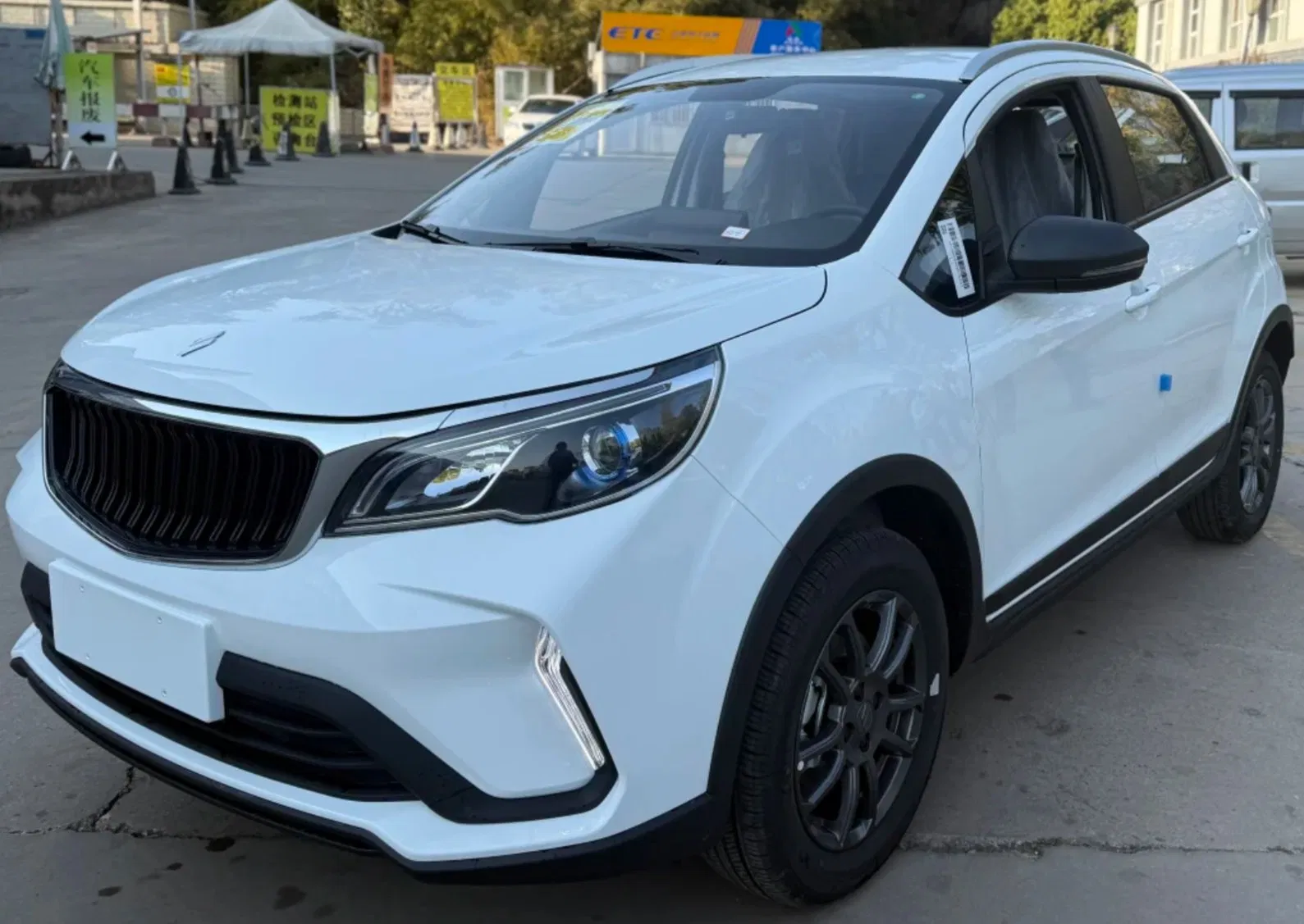 Ruian X3 PRO Stock Essence Livan - Haute Vitesse 5-Door Expérience SUV