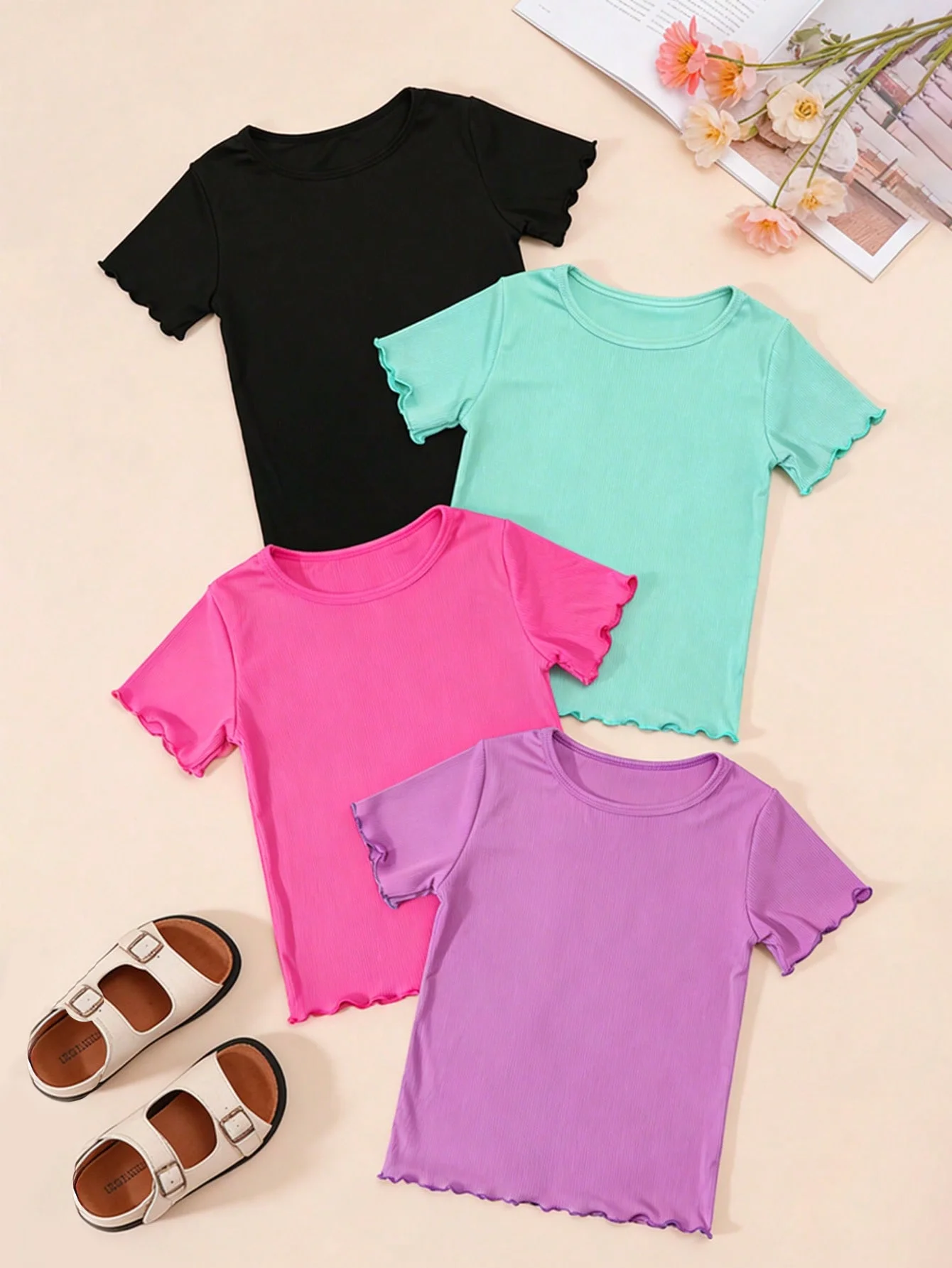 Ensemble de 4 pièces de T-shirts à manches courtes à bords ondulés rayés pour filles, doux et confortables pour filles, offrant fraîcheur et respirabilité – Image 3