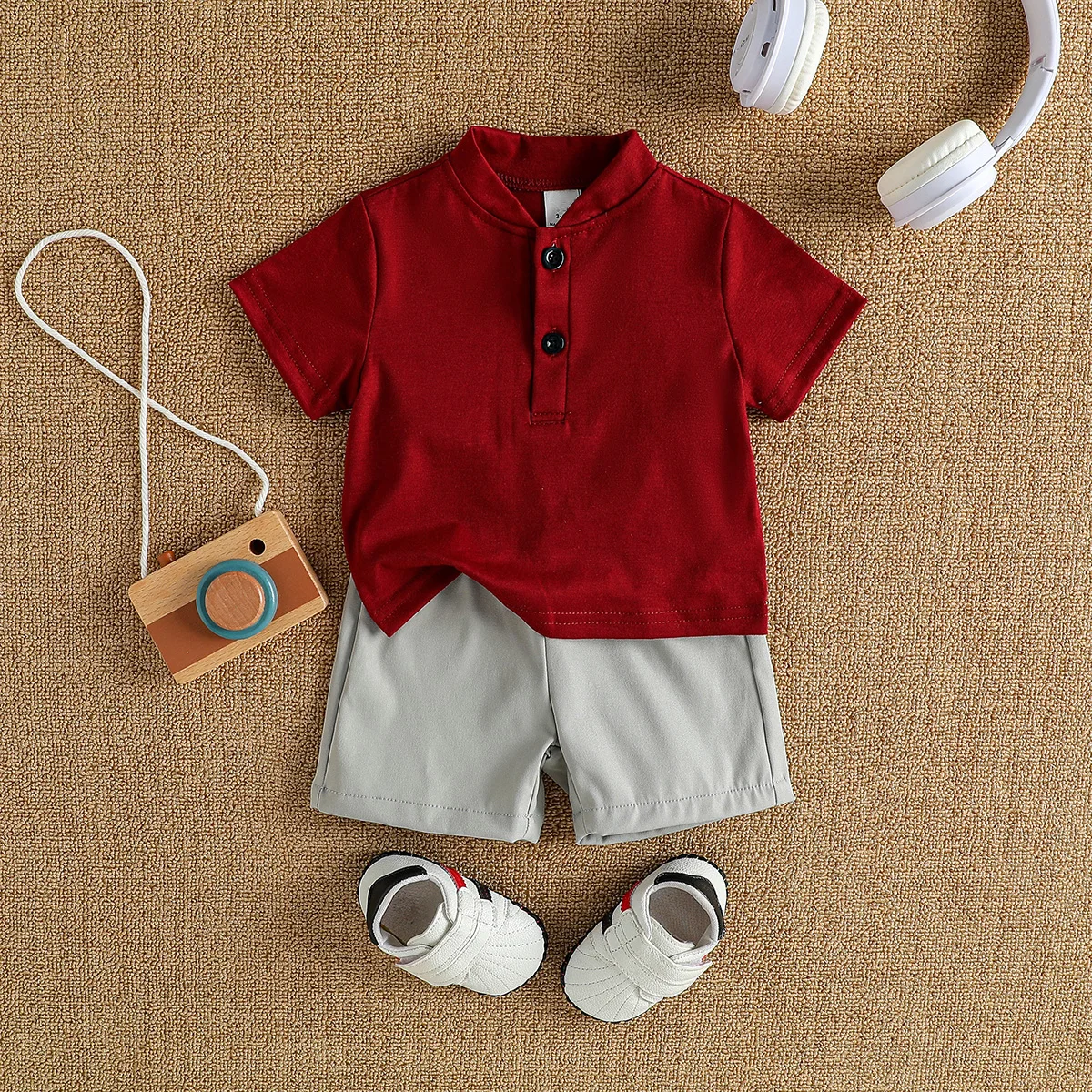 2PCS Ensemble de vêtements pour bébé garçon blanc à manches courtes T-shirt Short d'été Tenue décontractée quotidienne pour les costumes pour tout-petits – Image 6