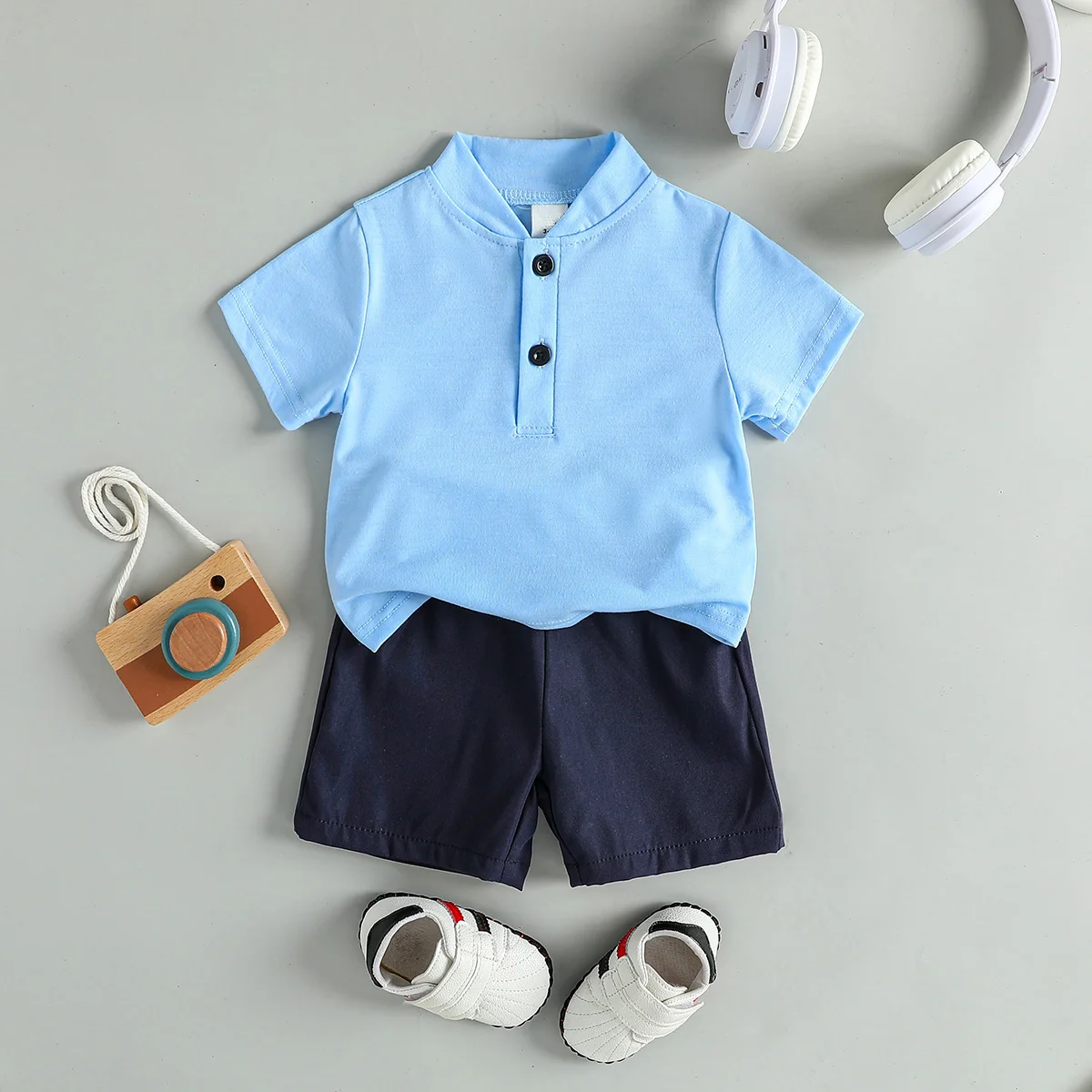2PCS Ensemble de vêtements pour bébé garçon blanc à manches courtes T-shirt Short d'été Tenue décontractée quotidienne pour les costumes pour tout-petits – Image 7